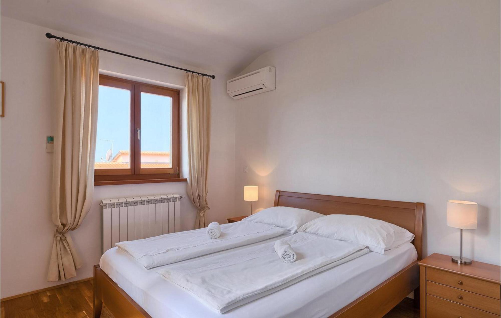 Holiday home Roza *